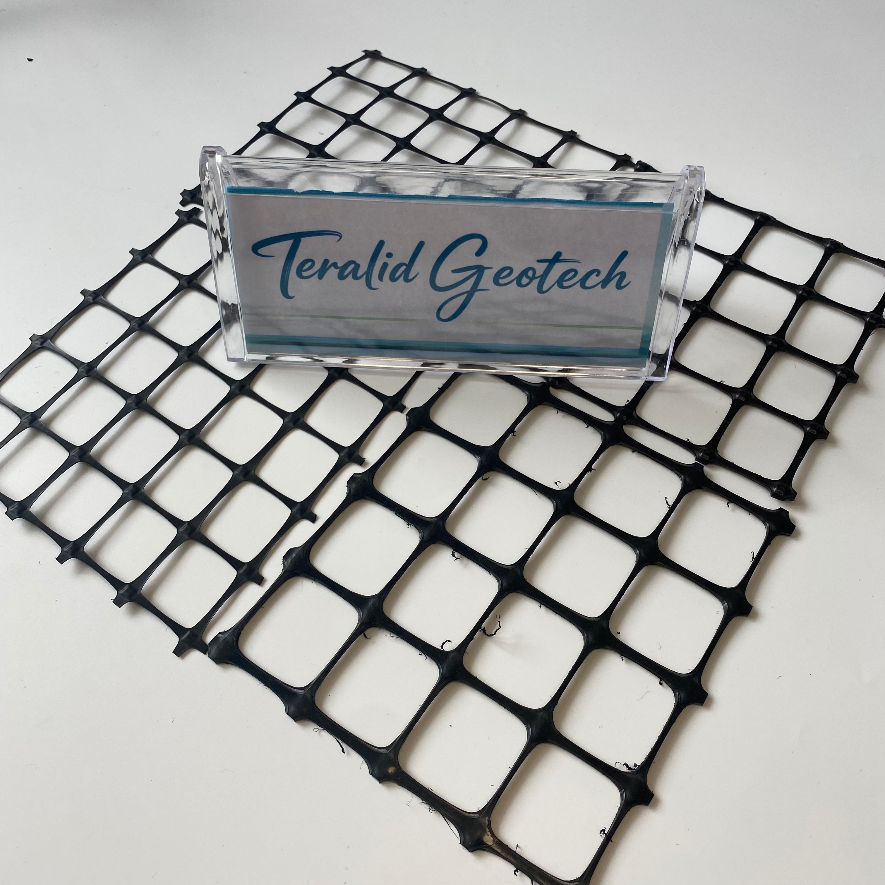 High-Strength Biaxial Plastic Geogrid – Soil Stabilization & Reinforcement for Roads, Slopes, Retaining Walls