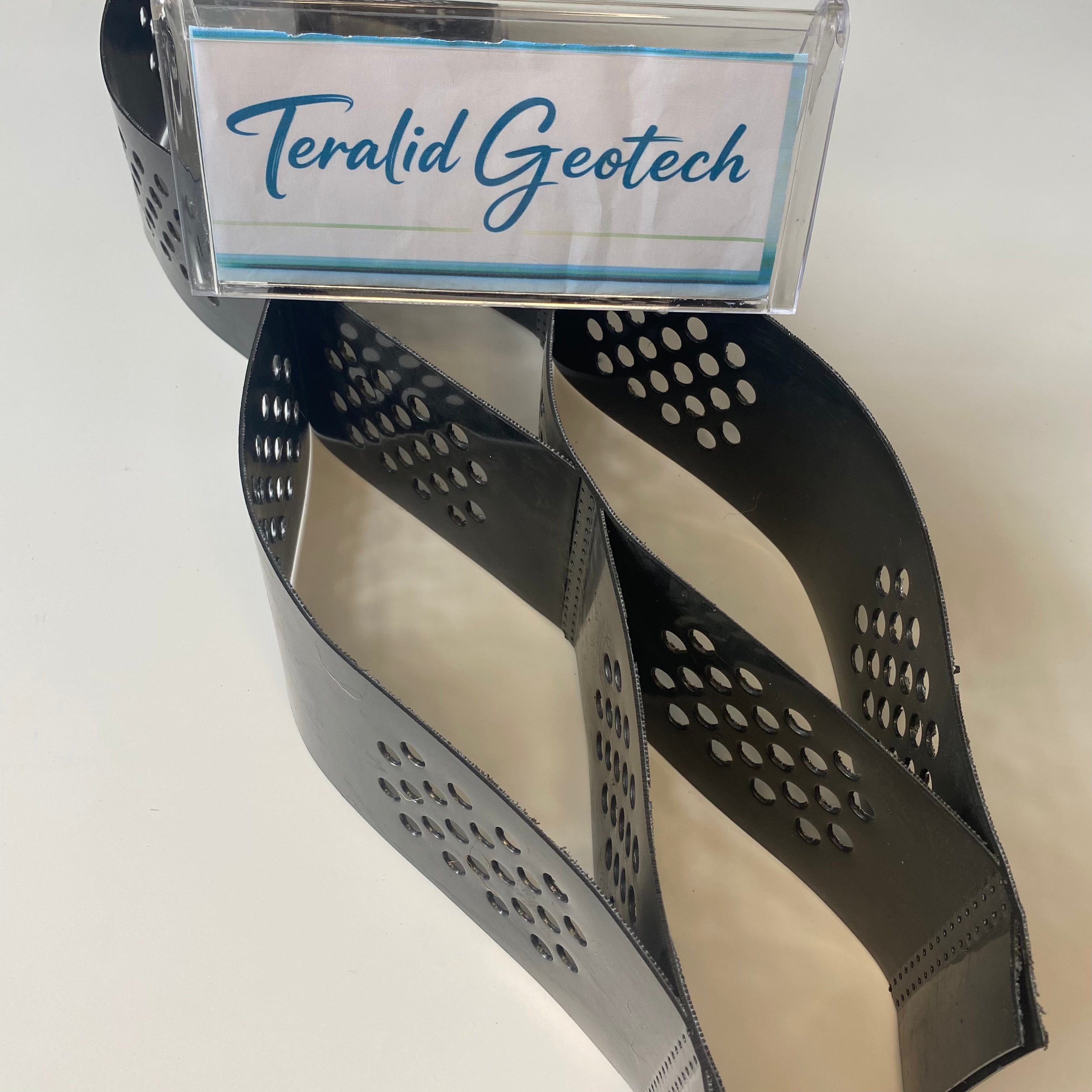 High-Strength Geocell for Soil Stabilization & Load Support | Durable Cellular Confinement System